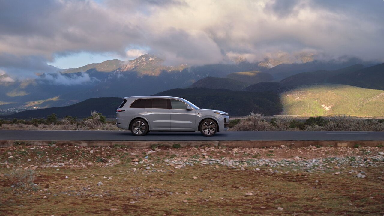 6-seat SUV Li L9