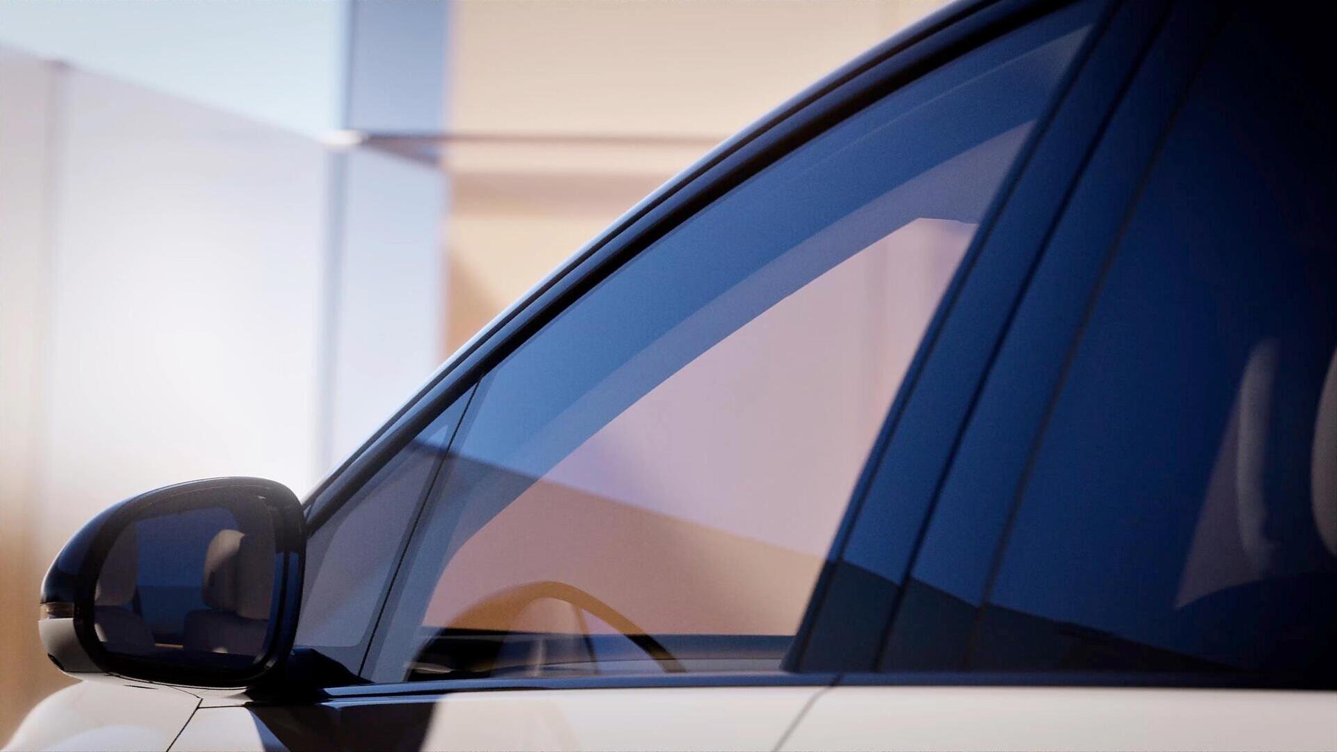 Glass surface Lixiang i8