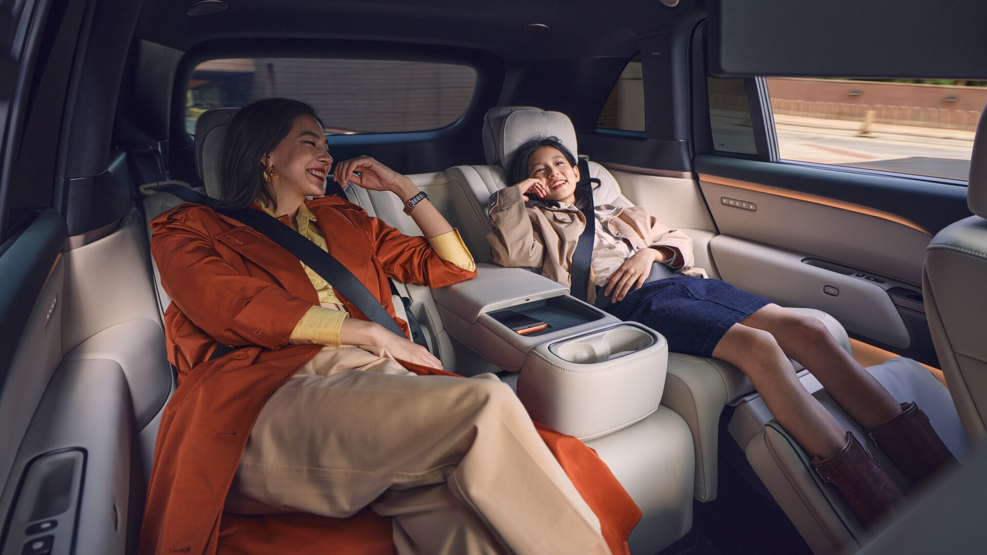 Reclining seats Reclining seats Li L8 2026